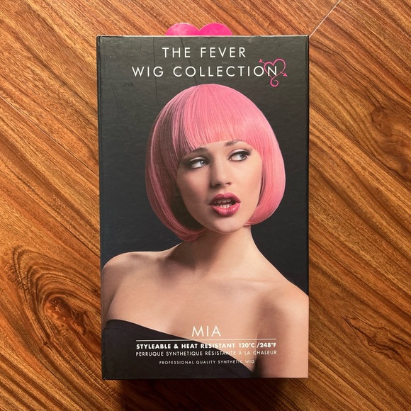 *UNAVAILABLE* Pink bob wig Mia - Picture 1 of 6
